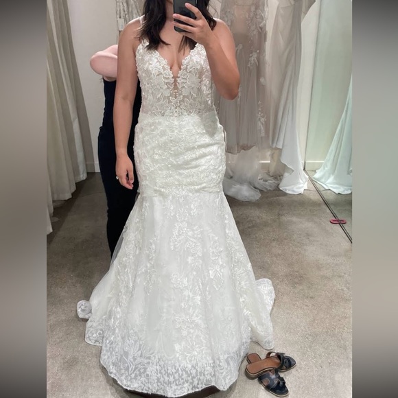 Serene Ame Bridal Wedding Dress - Vera street Size 10 - Picture 4 of 14